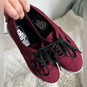 Super cute maroon Vans tennies